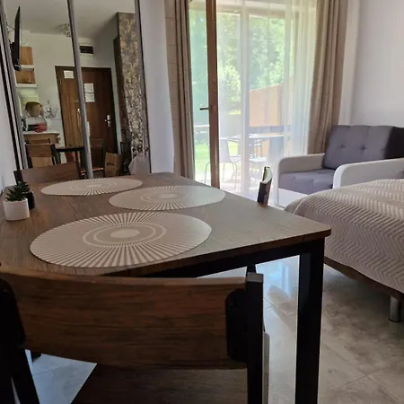 10 Z Ogrodem Apartamento